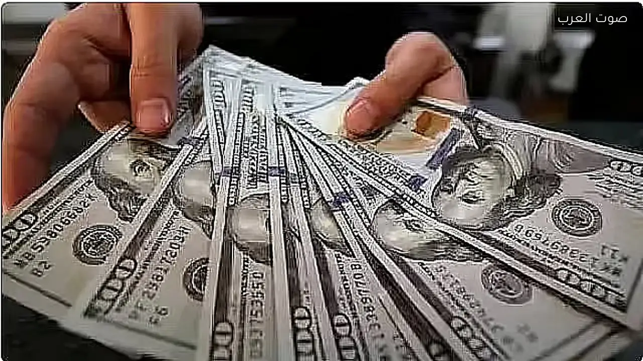 استقرار الدولار وسط مخاوف الإمدادات والحوار الجيوسياسي