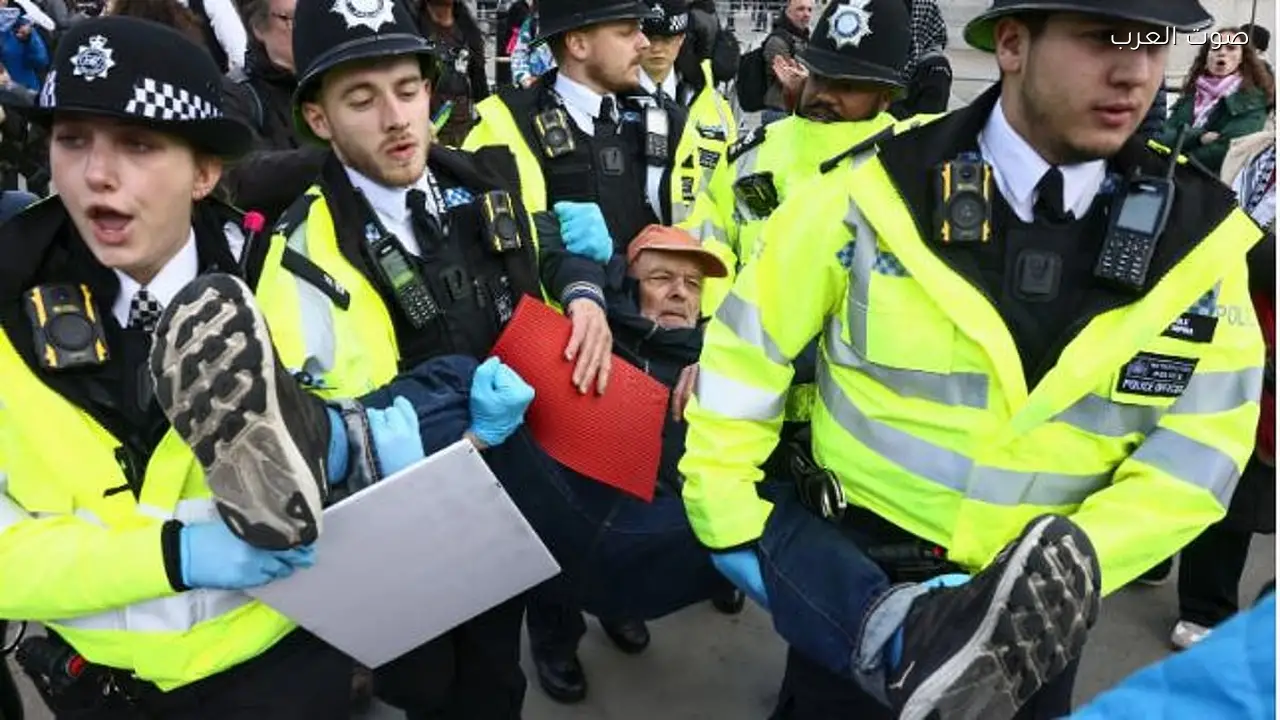 اعتقال 212 شخصًا في بريطانيا خلال احتجاج على حظر «فلسطين أكشن»