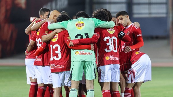 الأهلي بحاجة للتركيز ورسالة «الحديدي» لتريزيجيه