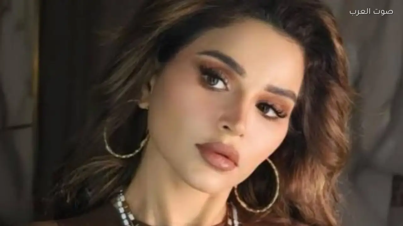 الإعلامية نهي نبيل تعلن انفصالها بعد 17 عاماً من الزواج