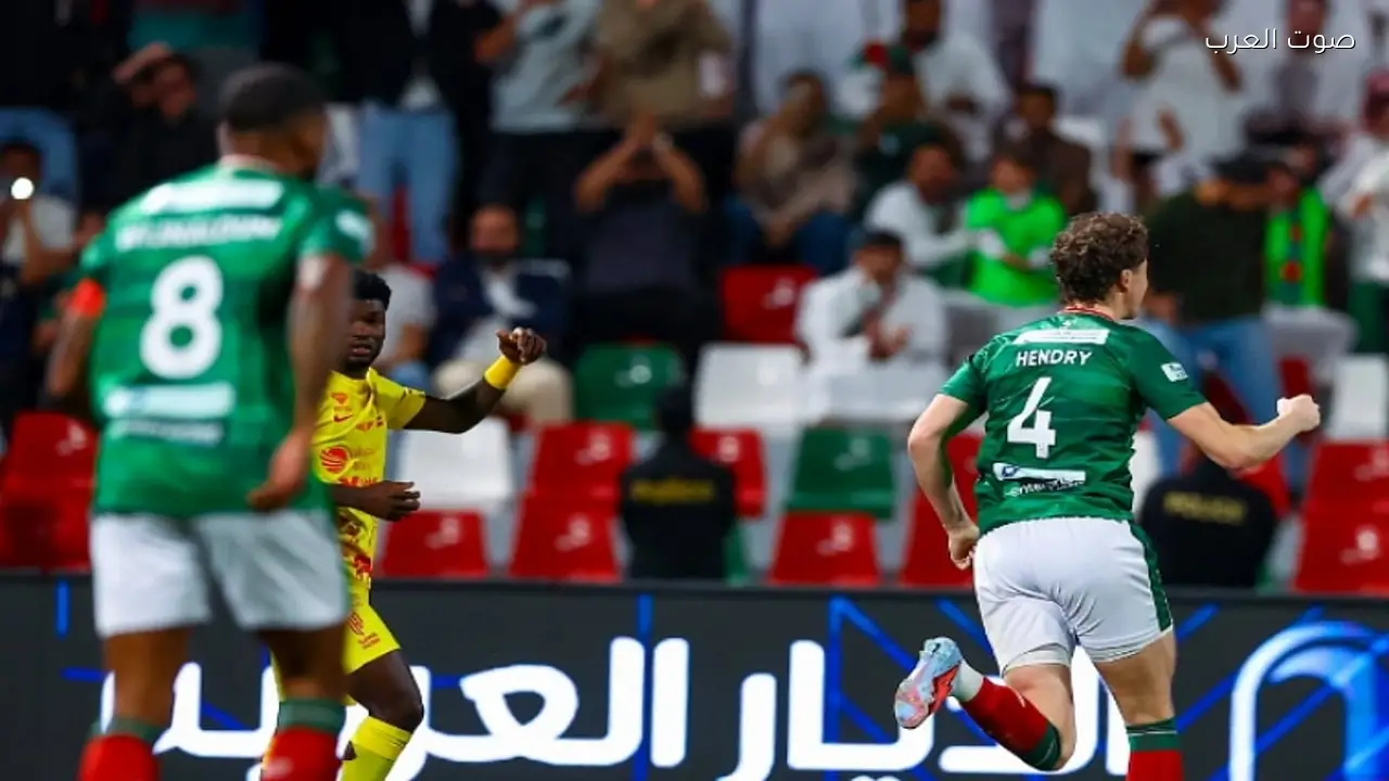 الاتفاق يحقق فوزًا كبيرًا على القادسية بثلاثة أهداف في الدوري السعودي