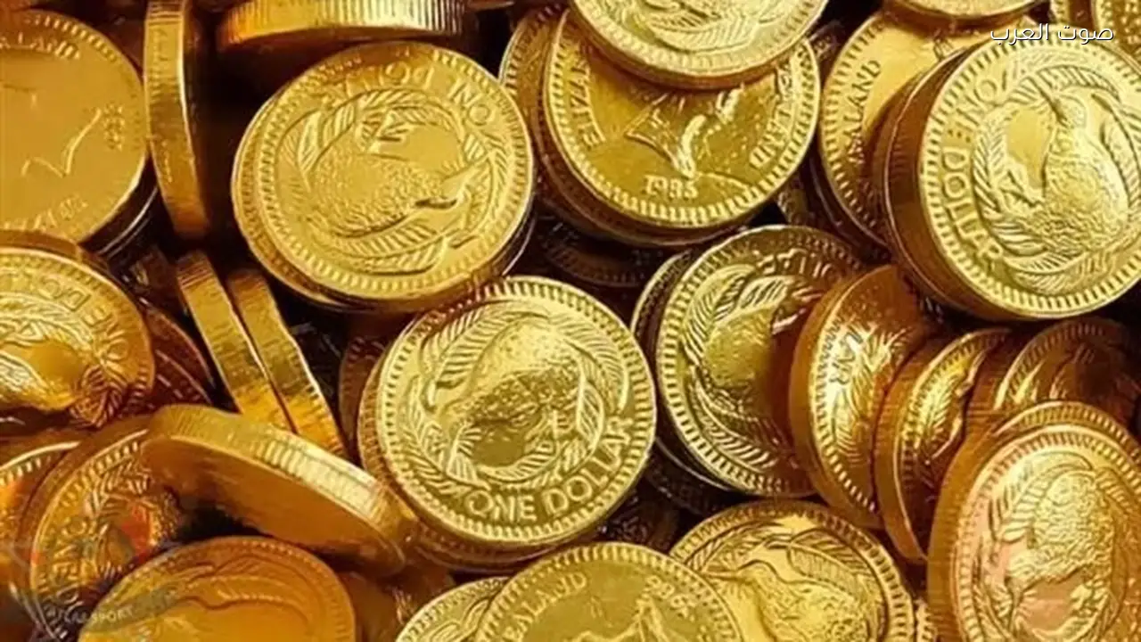 الجنيه الذهب ينخفض بشكل كبير في أسواق الصاغة