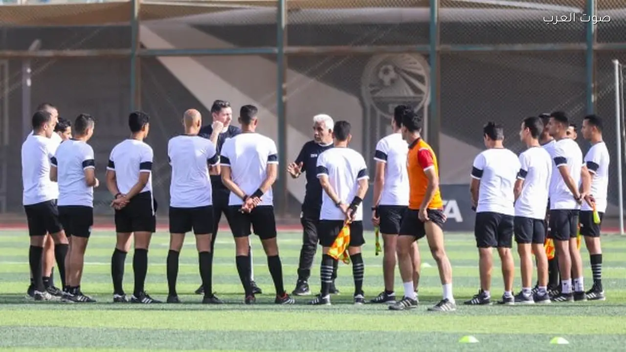 اليوم الثاني لمعسكر الحكام الواعدين يتضمن محاضرات نظرية واختبارات بدنية