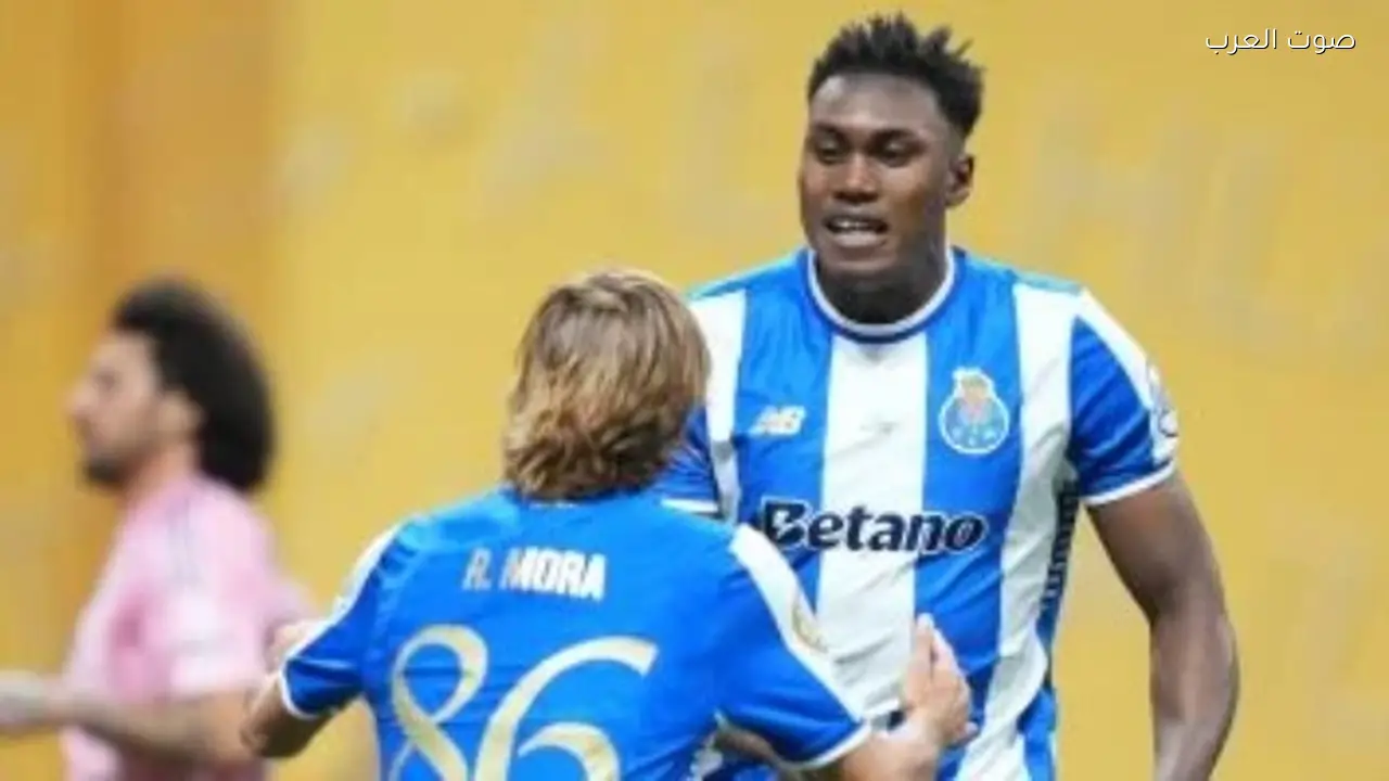 بورتو ونوتنجهام فورست يتعادلان في ذهاب ربع نهائي الدوري الأوروبي