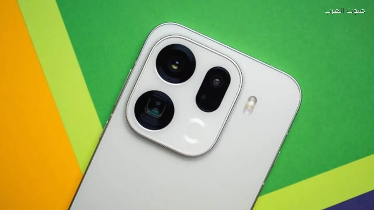 تسريب صور جديدة لهاتف أوبو Find X9 Ultra بتصميم وكاميرا مميزة