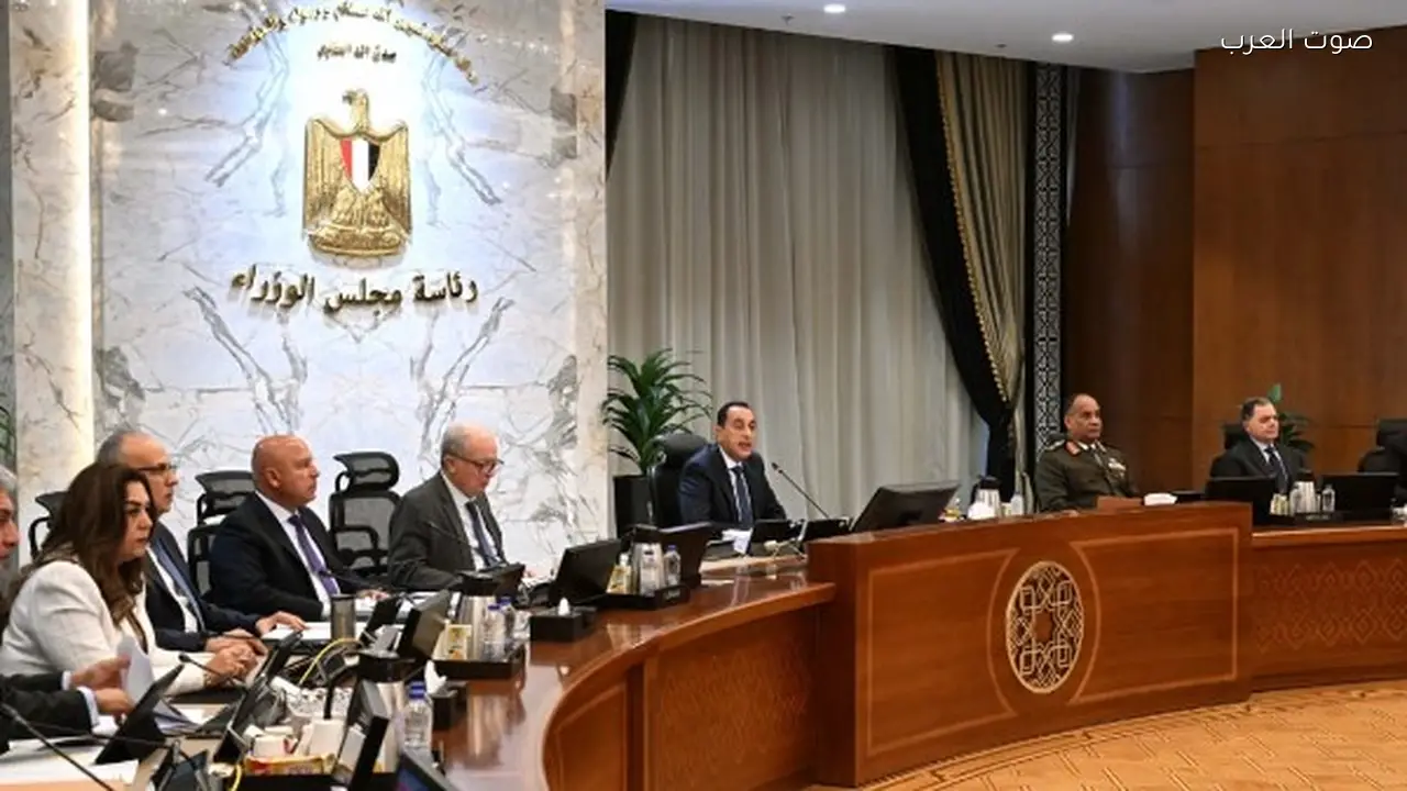 تعديل مواعيد غلق المحلات حتى 11 مساءً حتى 27 أبريل