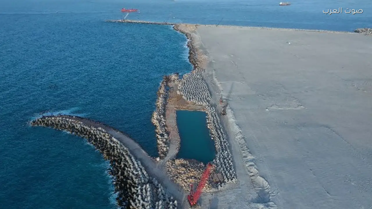 تقدم أعمال محطة “تحيا مصر 2” بميناء الدخيلة للإسراع في الربط اللوجيستي