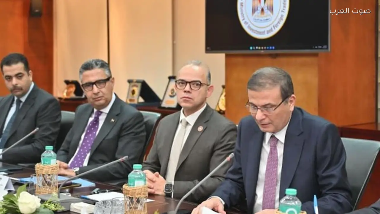 تنسيق بين 4 وزراء لضبط الأسواق في البورصة السلعية