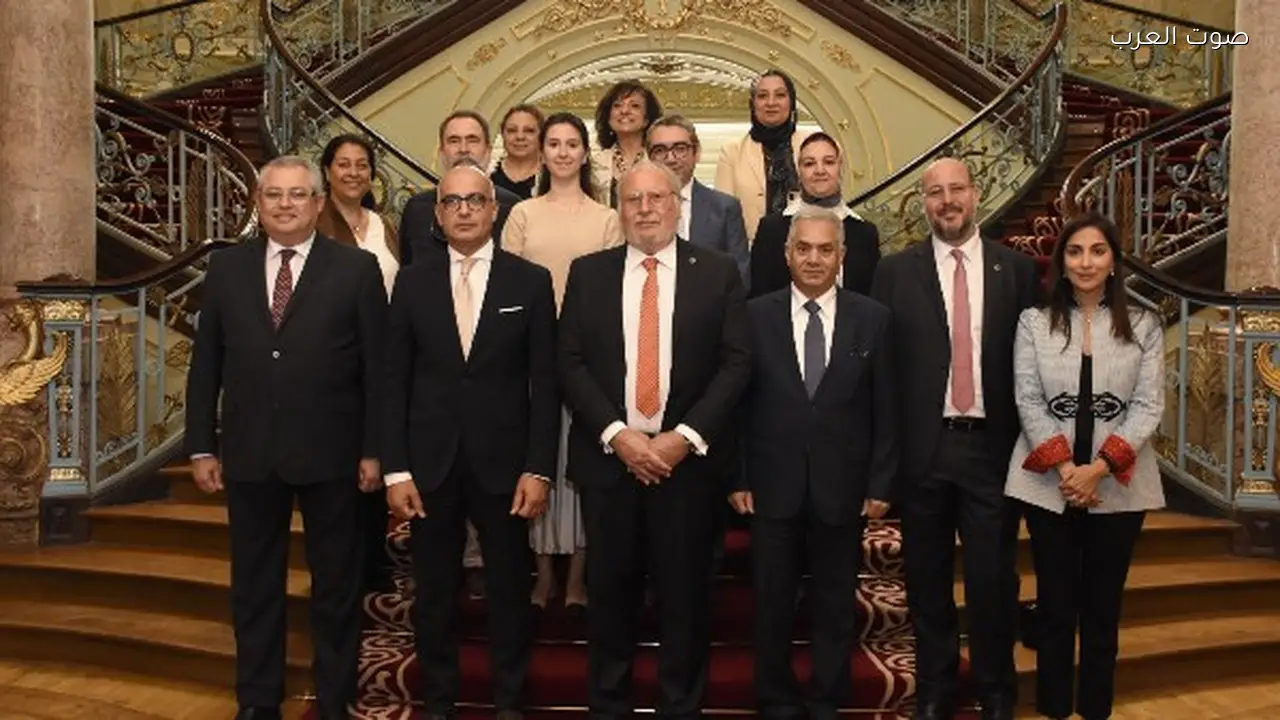 جامعة عين شمس تستضيف الملك أحمد فؤاد الثاني في زيارة تاريخية