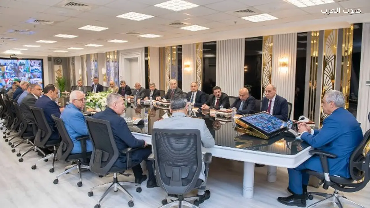 جمبلاط يتابع سير العمل في الإنتاج الحربي ويحث على ترشيد استهلاك الكهرباء