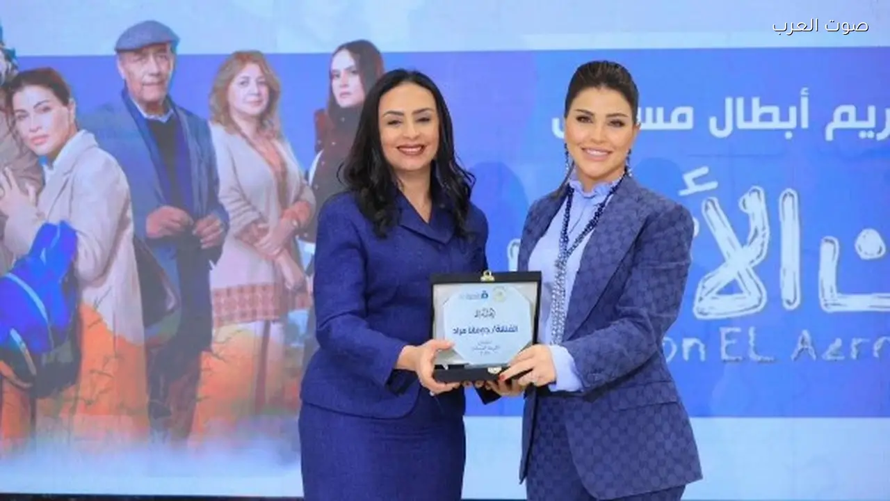 جومانا مراد تعلق على تكريمها عن دورها في مسلسل اللون الأزرق