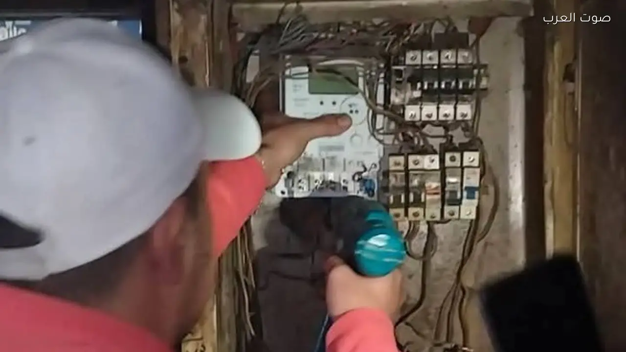 حملات تفتيش على العدادات الكهربائية وحق موظف الكهرباء في دخول المنازل