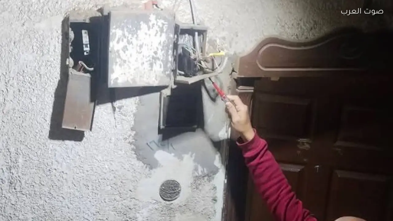 حملة لتغيير عدادات الكهرباء المعطلة في دار السلام