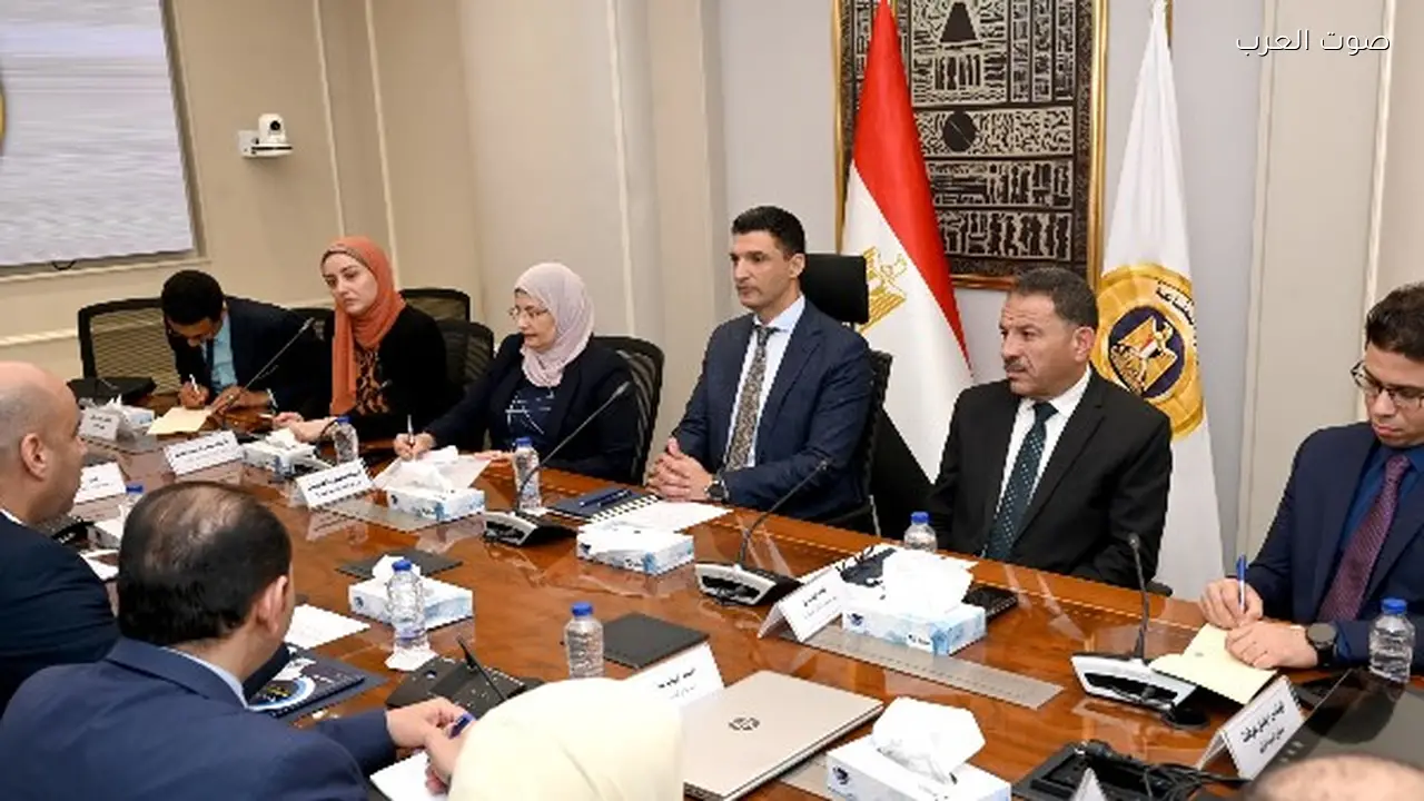 خالد هاشم: وزارة العمل تدعم الصناعة بتوفير العمالة الماهرة