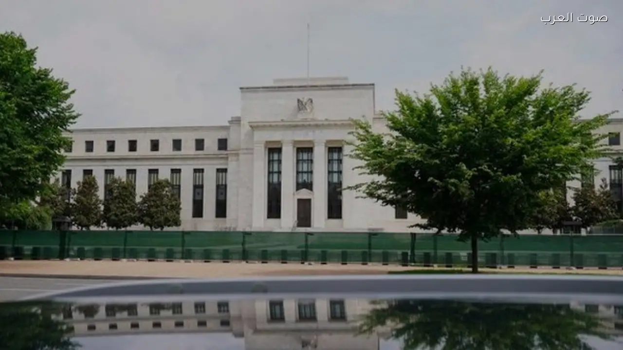 دويتشه بنك: الفيدرالي الأمريكي سيستمر في تثبيت أسعار الفائدة حتى 2026
