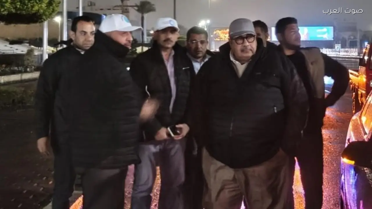 رئيس الصرف الصحي بالقاهرة يتابع سحب مياه الأمطار في المناطق المختلفة