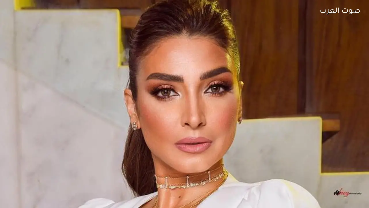 روجينا تدعم لبنان بكلمات مؤثرة في ذكرى الشهداء