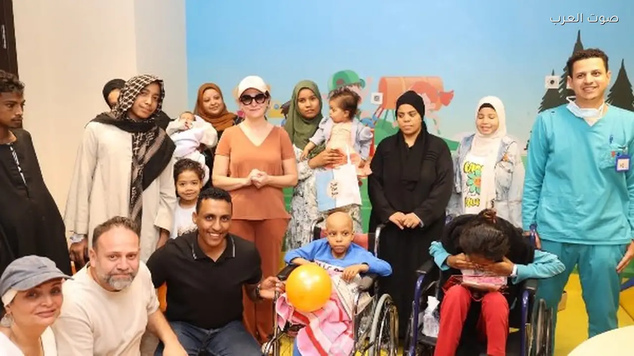 ريهام عبد الغفور تزور أطفال مرضى السرطان في الأقصر