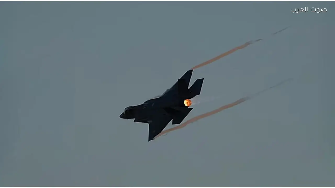 سباق بين إيران والولايات المتحدة للعثور على طياري المقاتلة الأمريكية