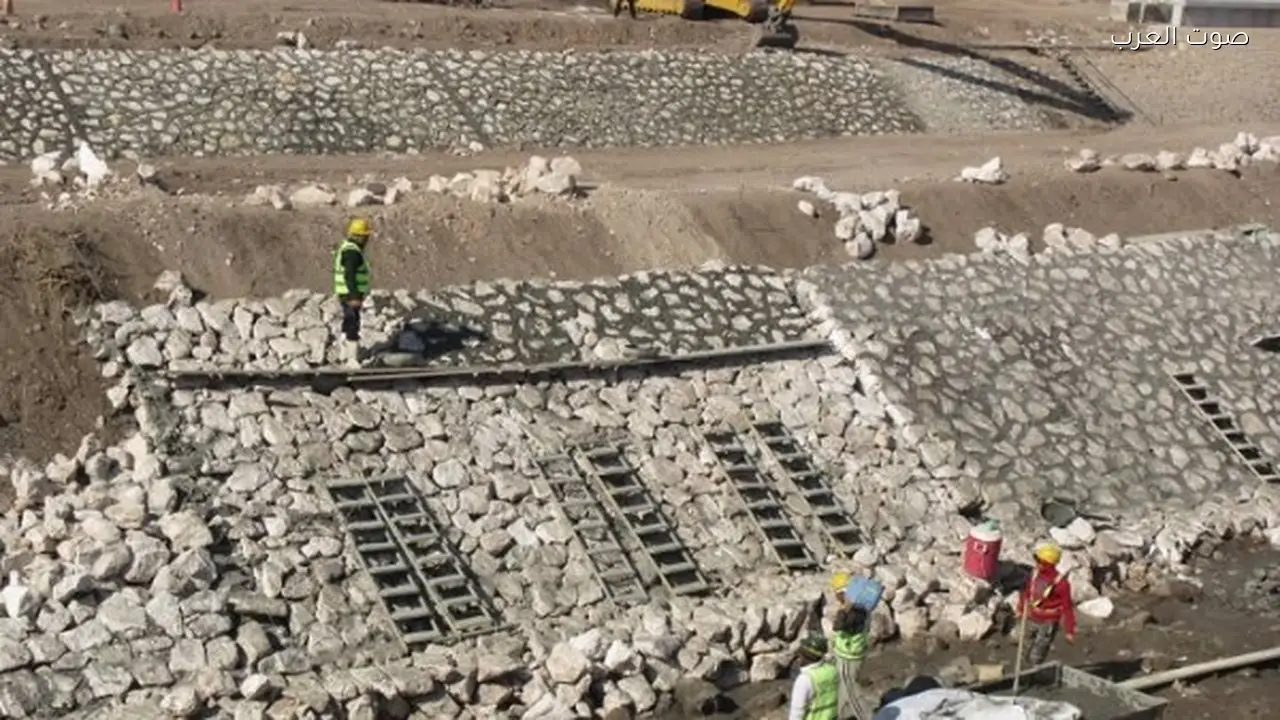 سويلم يتابع الاستعدادات الأخيرة لتشغيل قناطر ديروط الجديدة بنسبة تنفيذ 98%