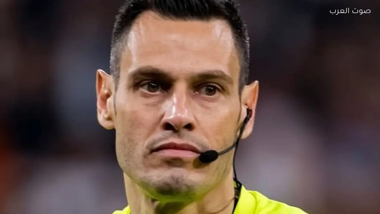 طاقم تحكيم إيطالي يدير مباراة ليفربول وباريس في أنفيلد