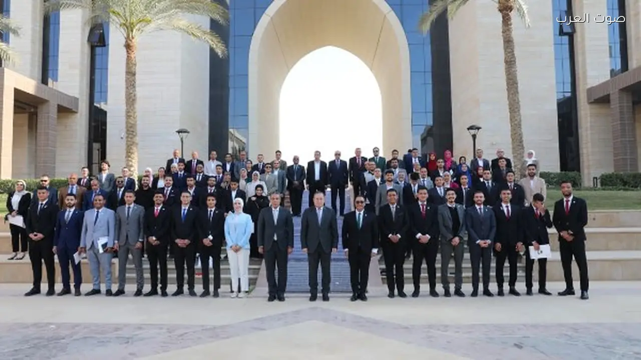 طلاب الجامعات يشاركون في مبادرة لترشيد الطاقة “وفرها.. تنورها”