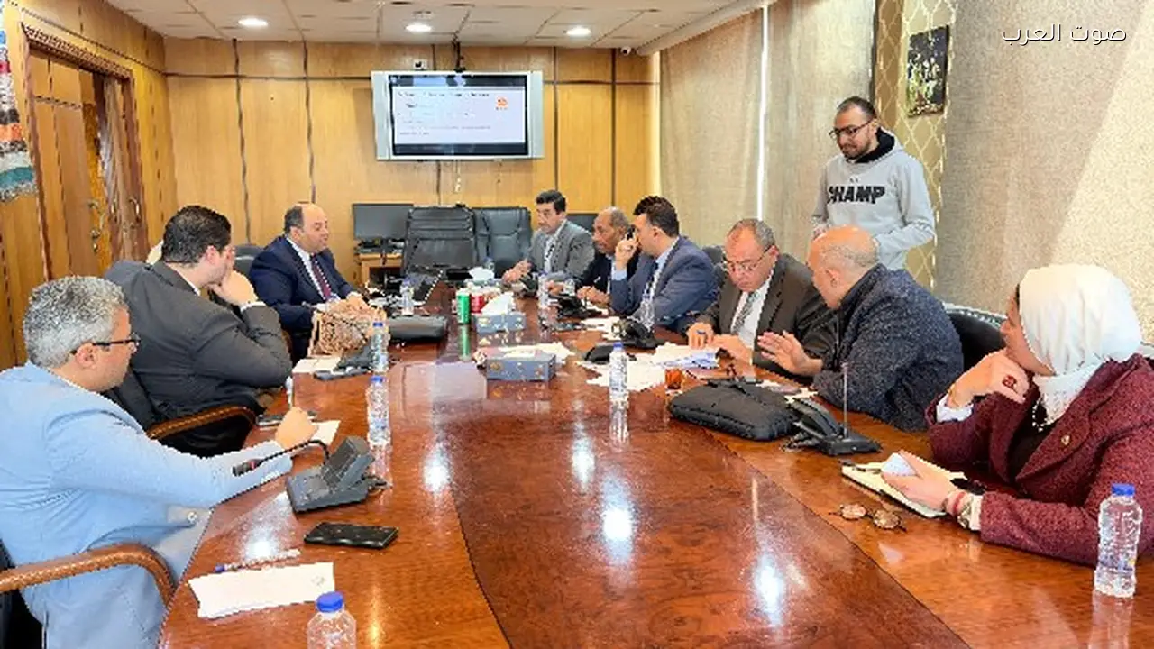 غرفة الصناعات النسيجية تخطط لإنشاء 5 مدارس تكنولوجيا تطبيقية لسد نقص العمالة الفنية