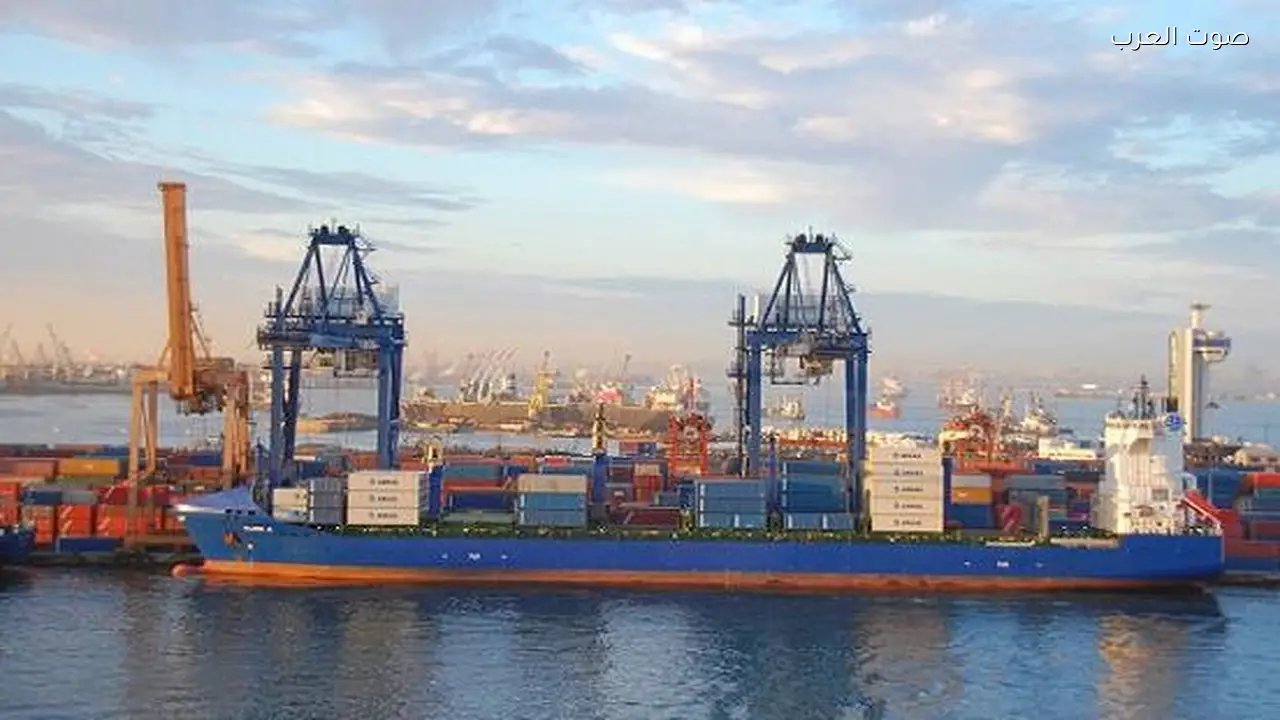 فحص 490 تظلم و97 شكوى لتعزيز سلامة الغذاء بالموانئ