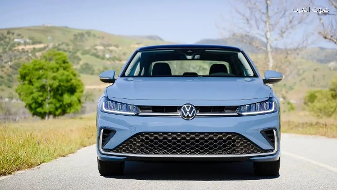 فولكس فاجن تستدعي 75 ألف سيارة لعلاج عيوب خطيرة