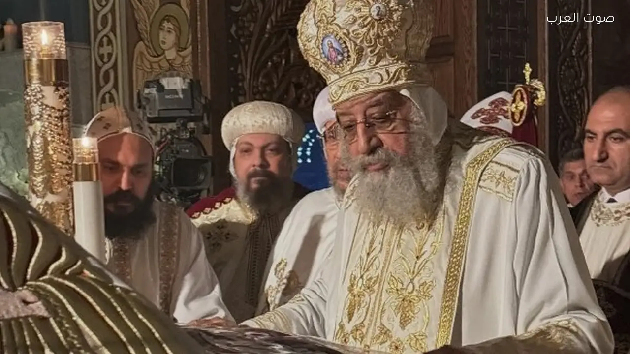 قداس عيد القيامة في الكاتدرائية المرقسية بالعباسية