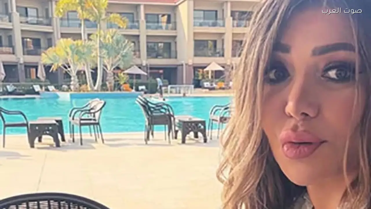 لقاء سويدان تحتفل بعيد شم النسيم مع طبق الفسيخ