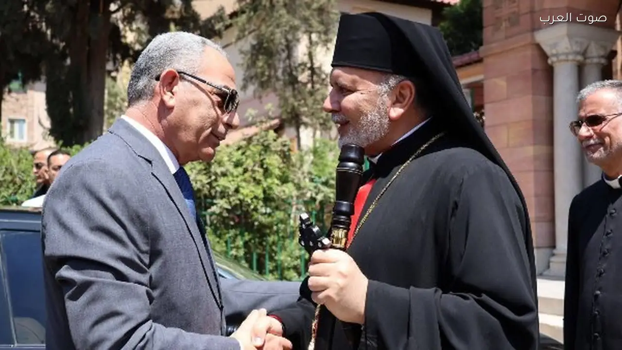 محافظ الإسماعيلية يهنئ الأنبا بولا بعيد القيامة المجيد