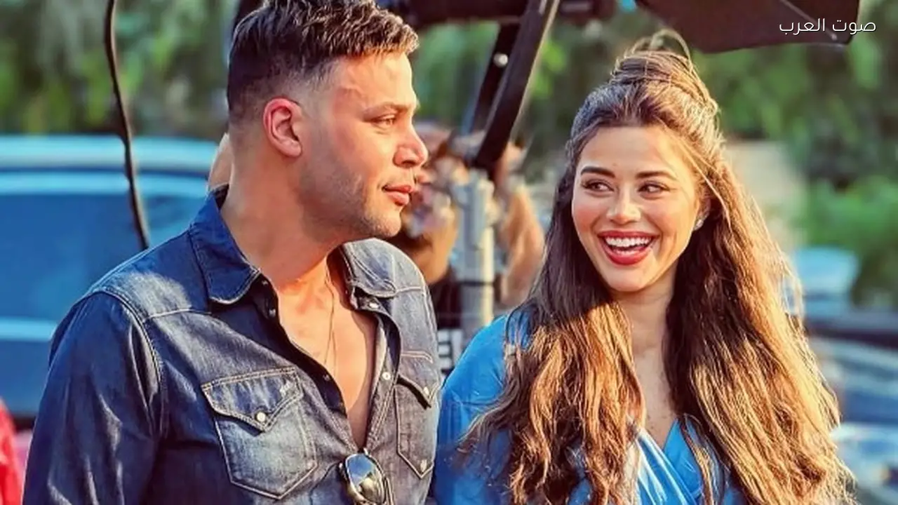 محمد إمام يثير حماس الجمهور لفيلمه صقر وكناريا مع يارا السكري