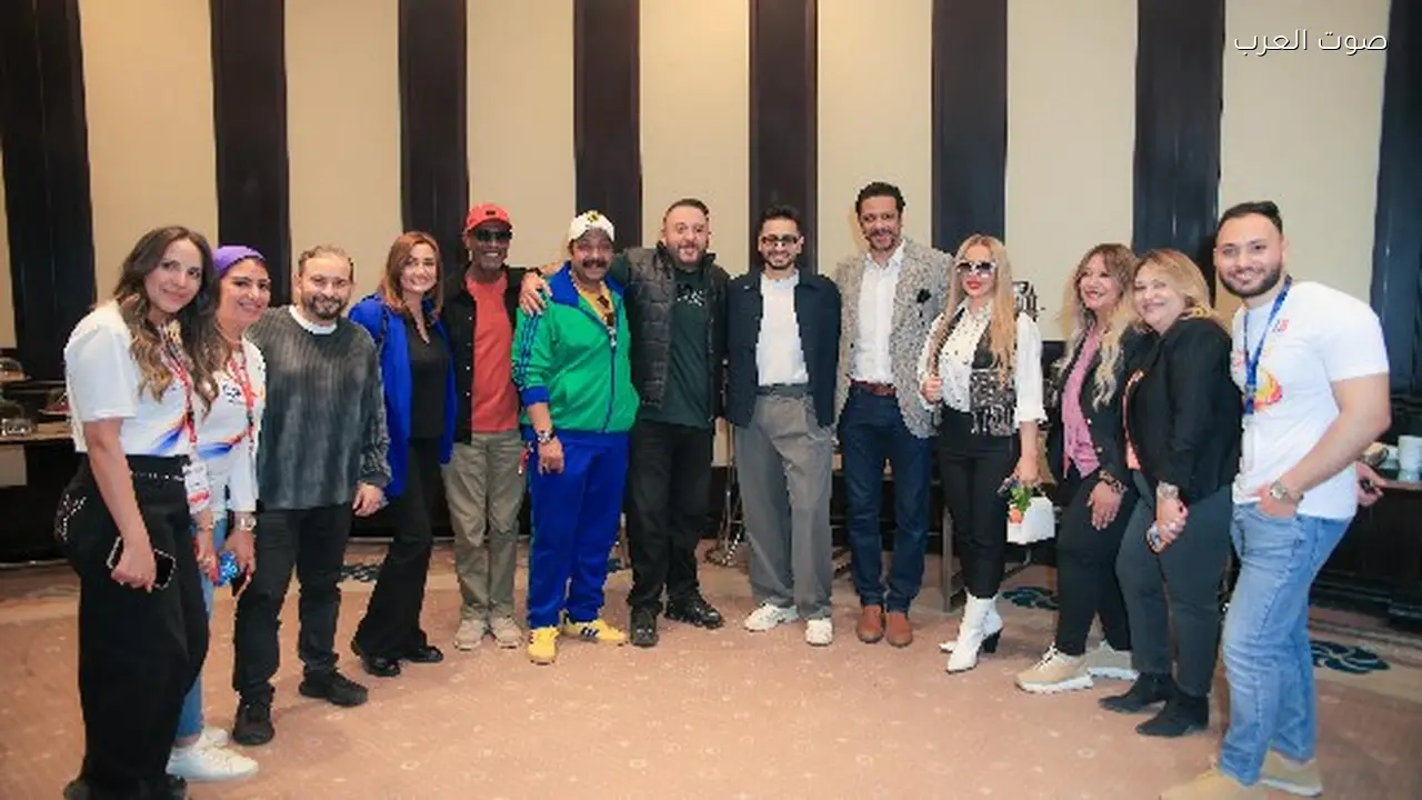 محمد ثروت وحمادة هلال في احتفالية دعم أطفال طيف التوحد