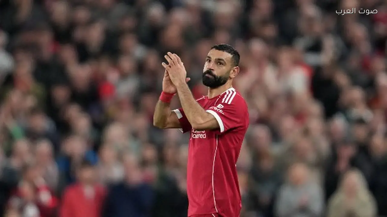 محمد صلاح يجلس على مقاعد بدلاء ليفربول ضد باريس سان جيرمان