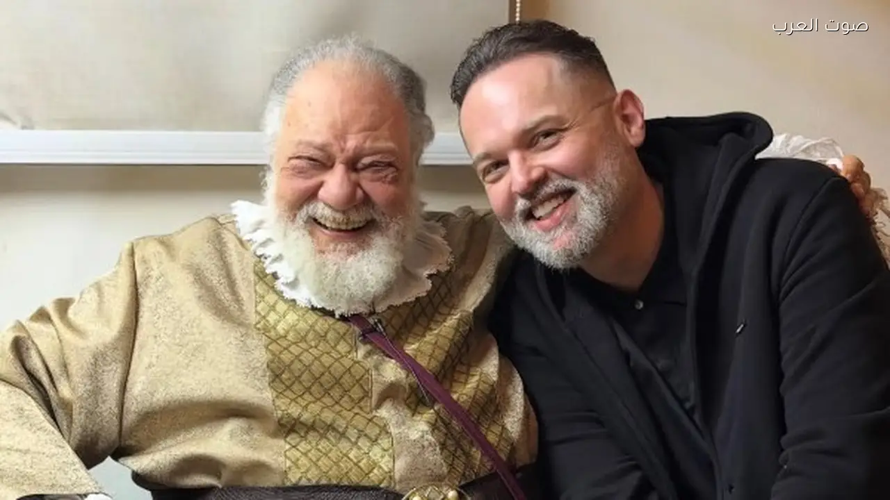 محمد محمود عبدالعزيز يعبر عن سعادته بلقاء يحيى الفخراني