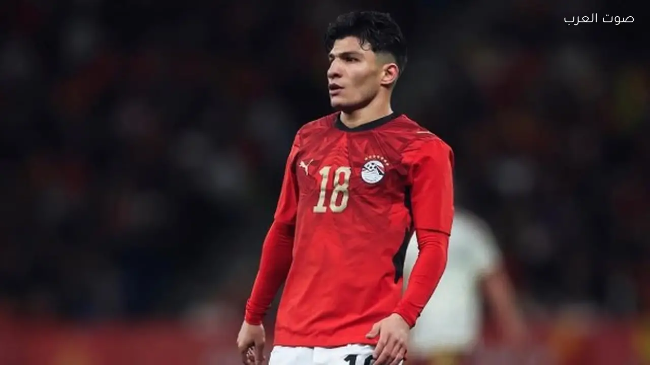 محمد هاني يساند إسلام عيسى بعد إصابته بالرباط الصليبي