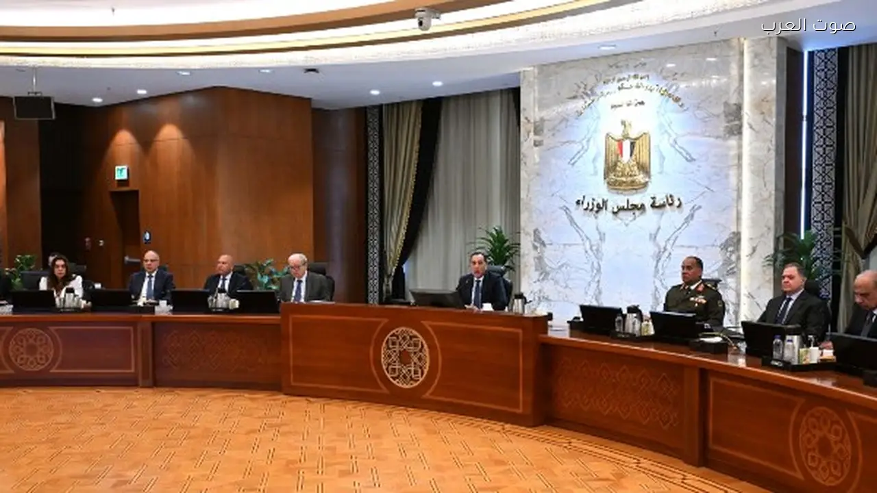 مدبولي: التوسع في الطاقة المتجددة وزيادة الاحتياطي الاستراتيجي أولوية