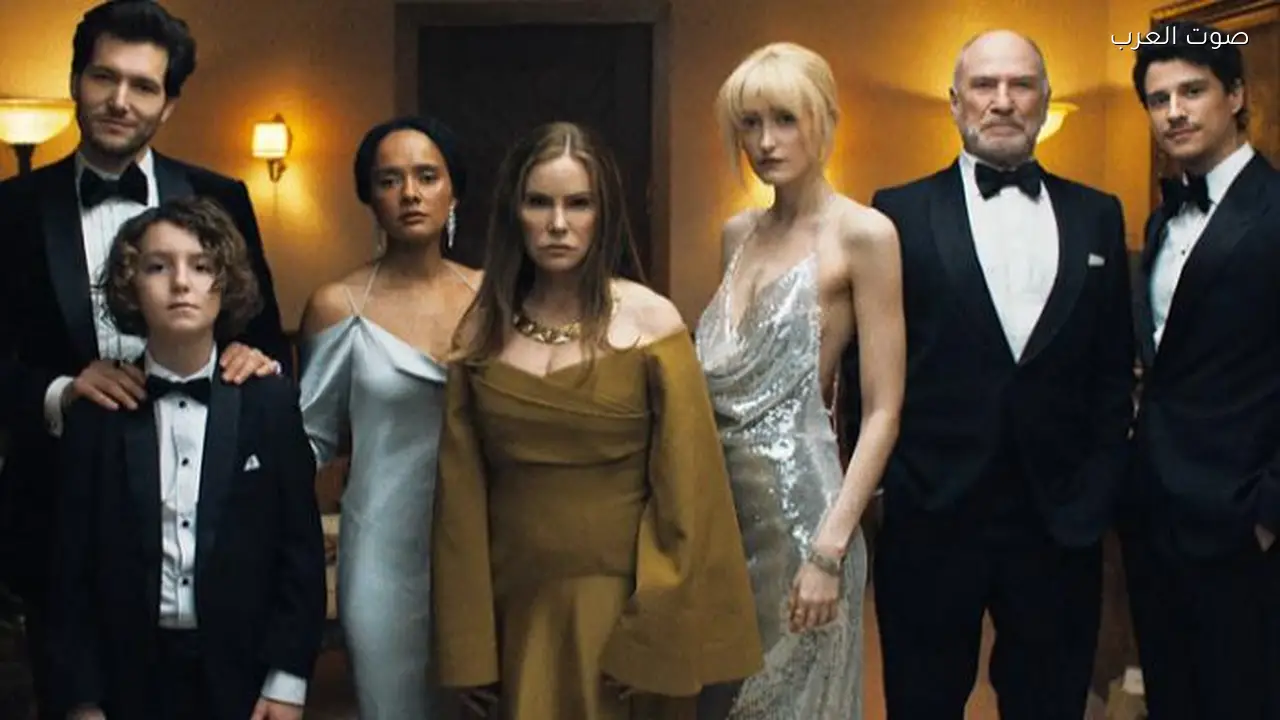 مسلسل رعب نفسي يتصدر نتفليكس: تحليل لأحداث “something very bad is going to happen”