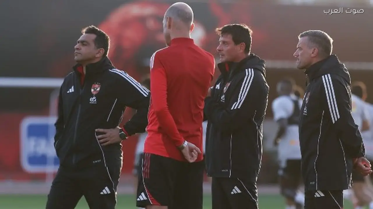 ناقد رياضي: أزمة الأهلي واتحاد الكرة تشبه المسلسل التركي