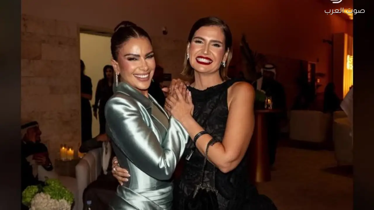 هنا شيحة تحتفل بعيد ميلاد صبا مبارك