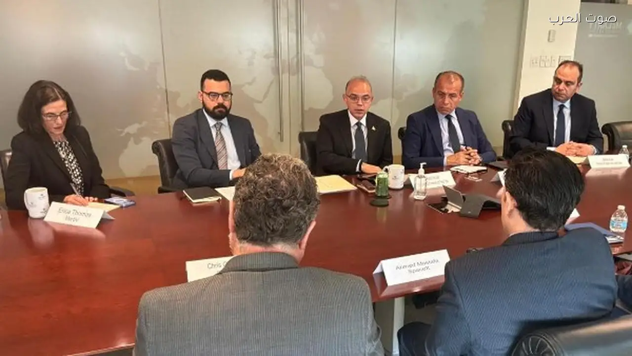 وزير الاستثمار يبحث فرص استثمار جديدة بين مصر وأمريكا في واشنطن