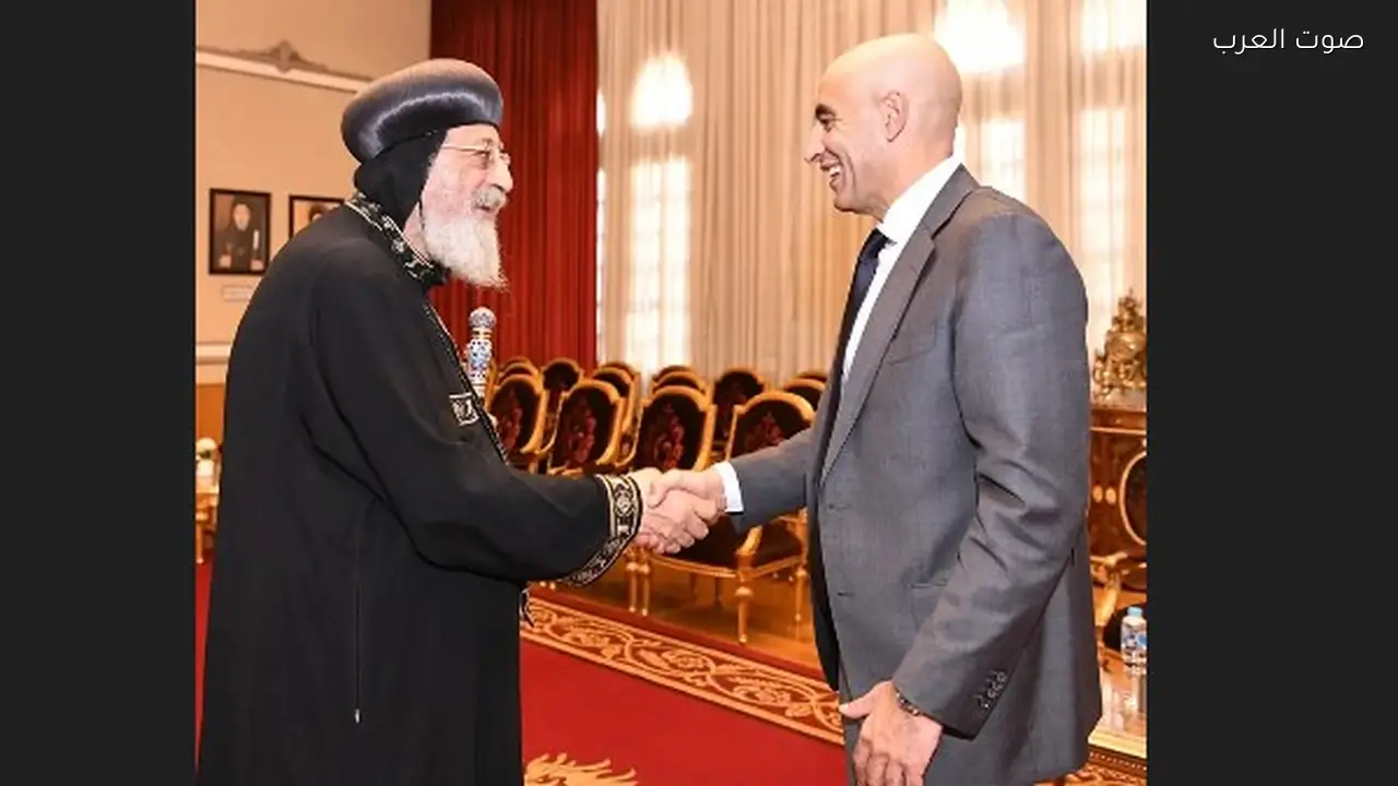 وزير التعليم يهنئ البابا تواضروس بعيد القيامة المجيد