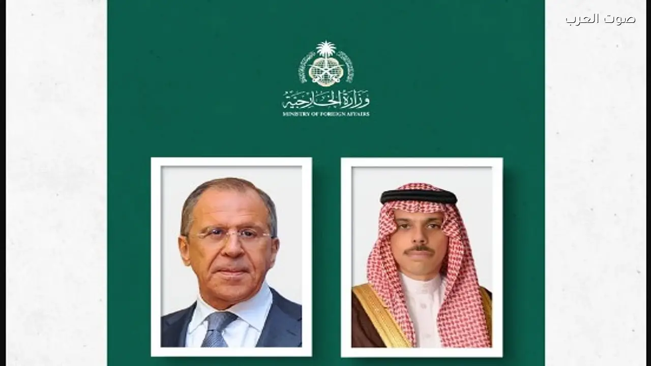 وزير الخارجية يتلقى اتصالًا من نظيره الروسي لمناقشة الأوضاع بالمنطقة