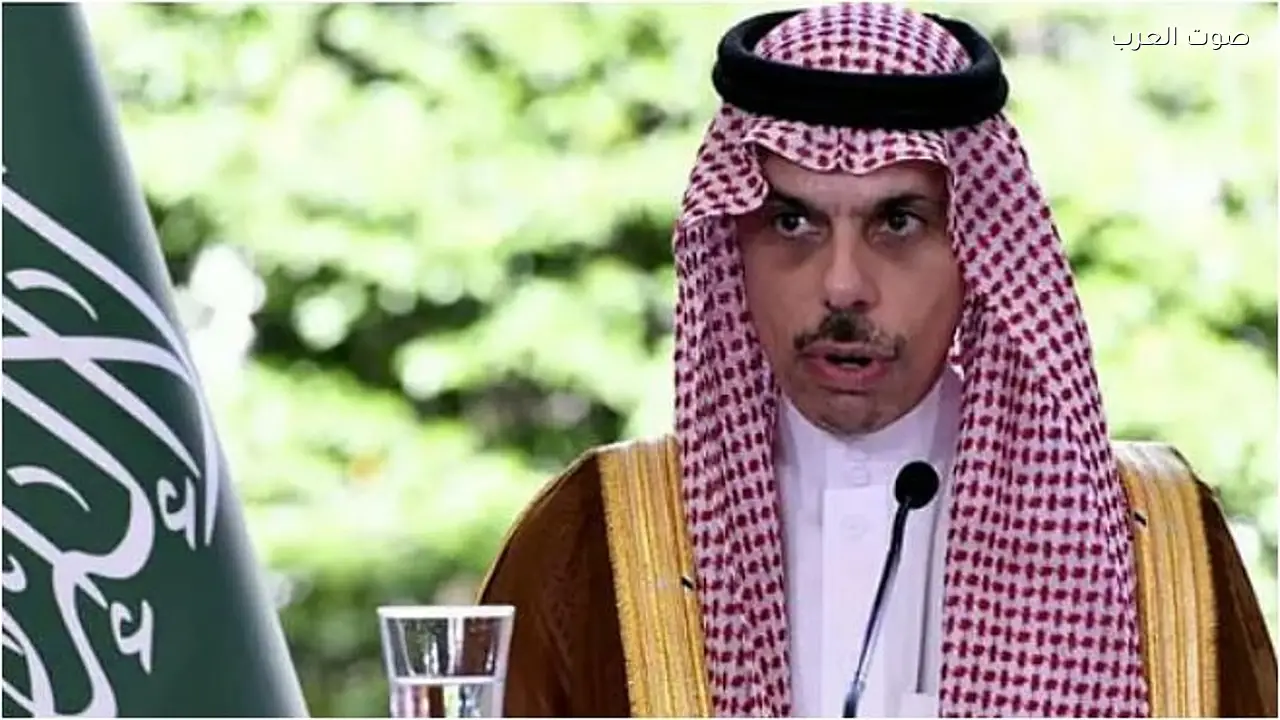 وزير الخارجية يناقش مع نظيره الإيراني استقرار المنطقة