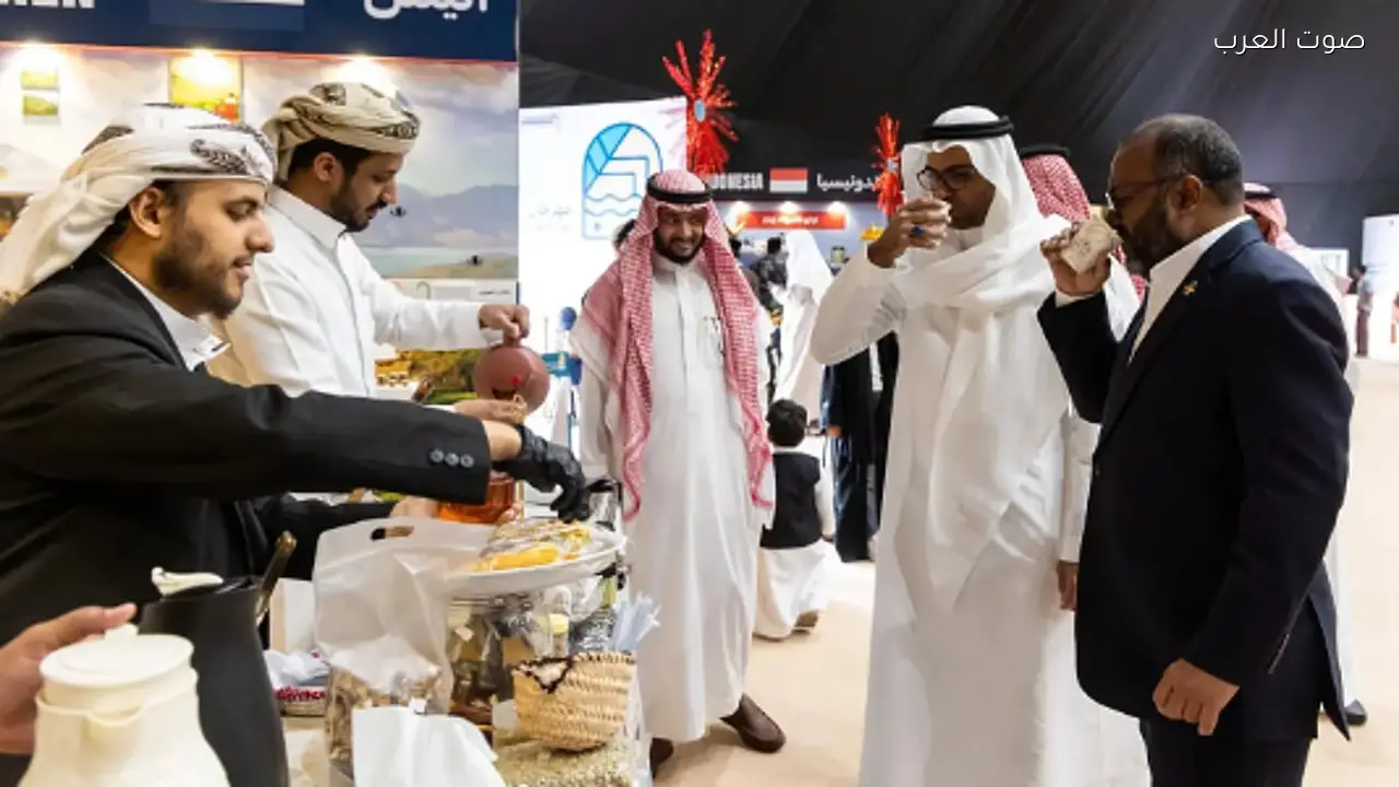 وزير الشؤون الإسلامية بالمالديف يشارك في مهرجان الثقافات بالجامعة الإسلامية