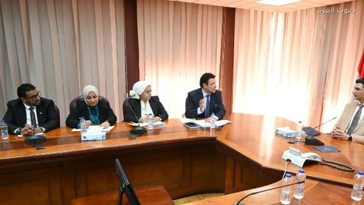 وزير الصناعة يعلن خطة لدعم الصناعات الحرفية وزيادة التصدير