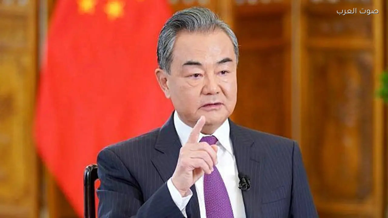 وزير خارجية الصين يؤكد دعم بلاده لمحادثات السلام بين إيران وأمريكا