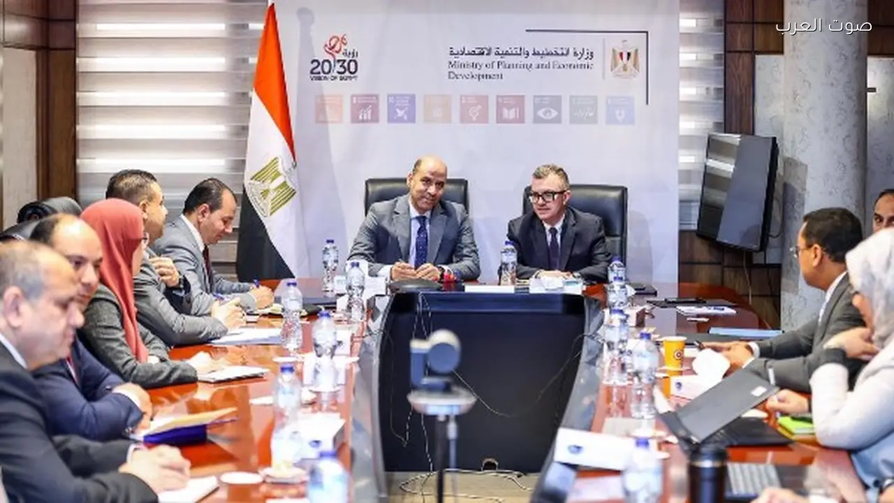 وزيرا التخطيط والعمل يبحثان تحسين سوق العمل المصري وتطوير الكوادر