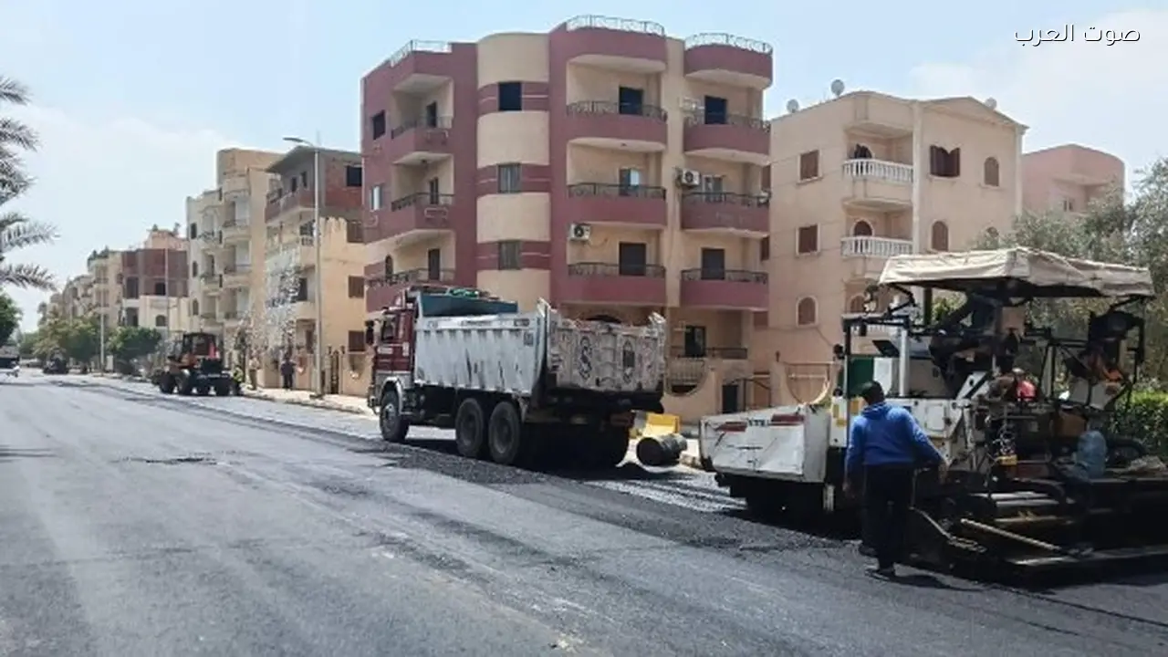 وزيرة الإسكان تتابع مشروعات الطرق والمرافق في المدن الجديدة